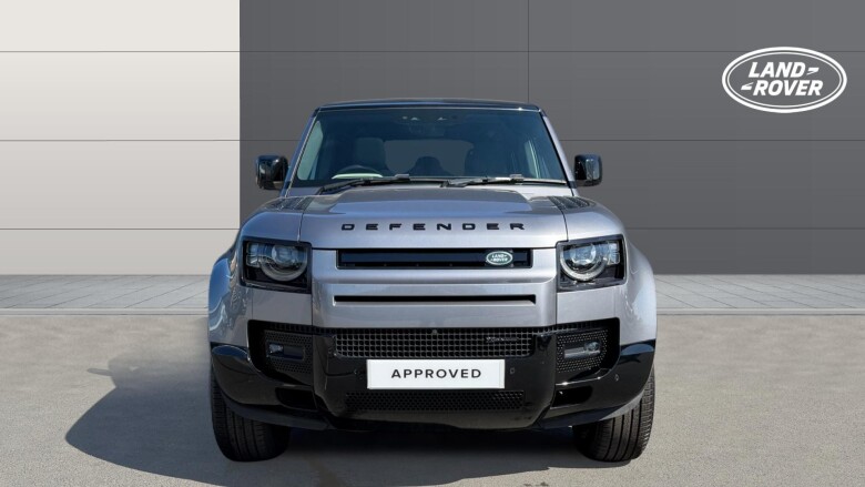 Land Rover Defender 3.0 D250 X-Dynamic SE 110 5dr Auto Diesel Estate